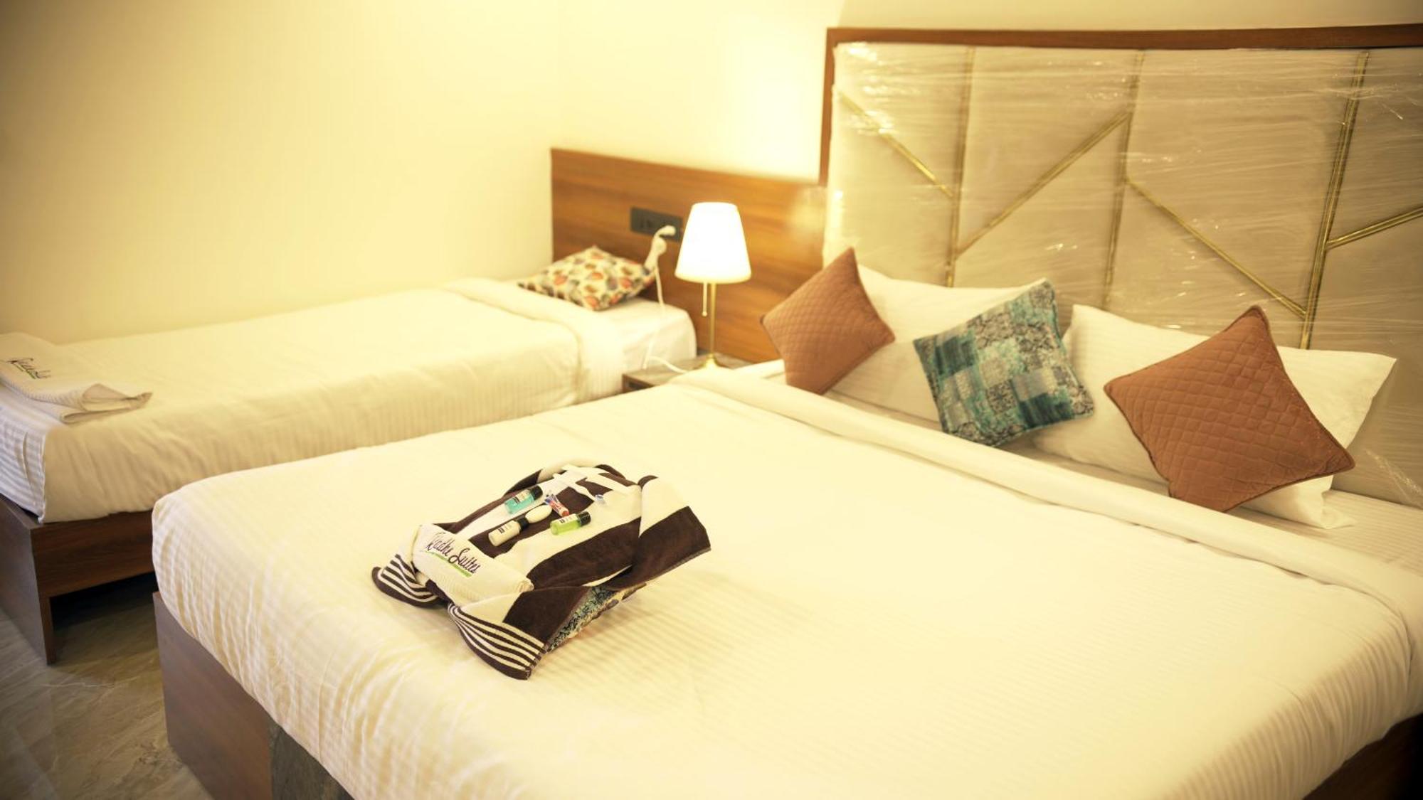 Radhe Suites Hyderabad Exterior photo