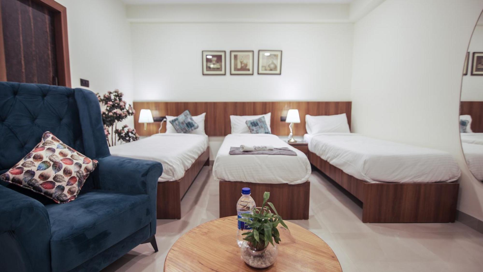 Radhe Suites Hyderabad Exterior photo